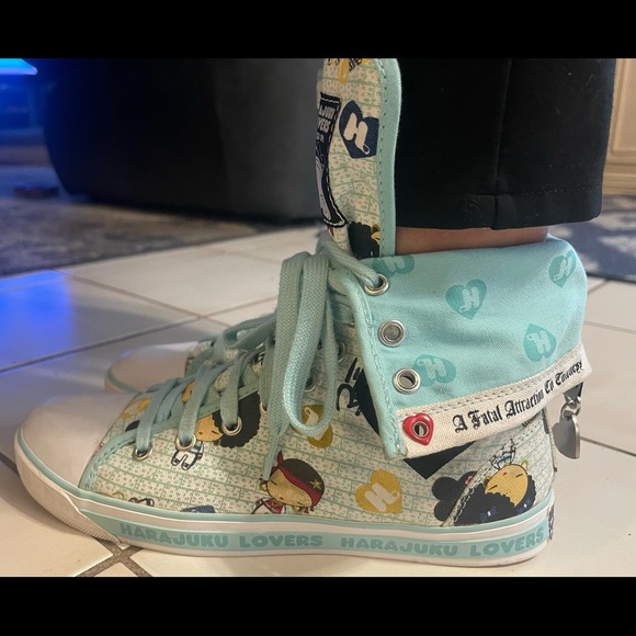 Harajuku Lovers High-Top Sneakers - Size 8 - Picture 3 of 7